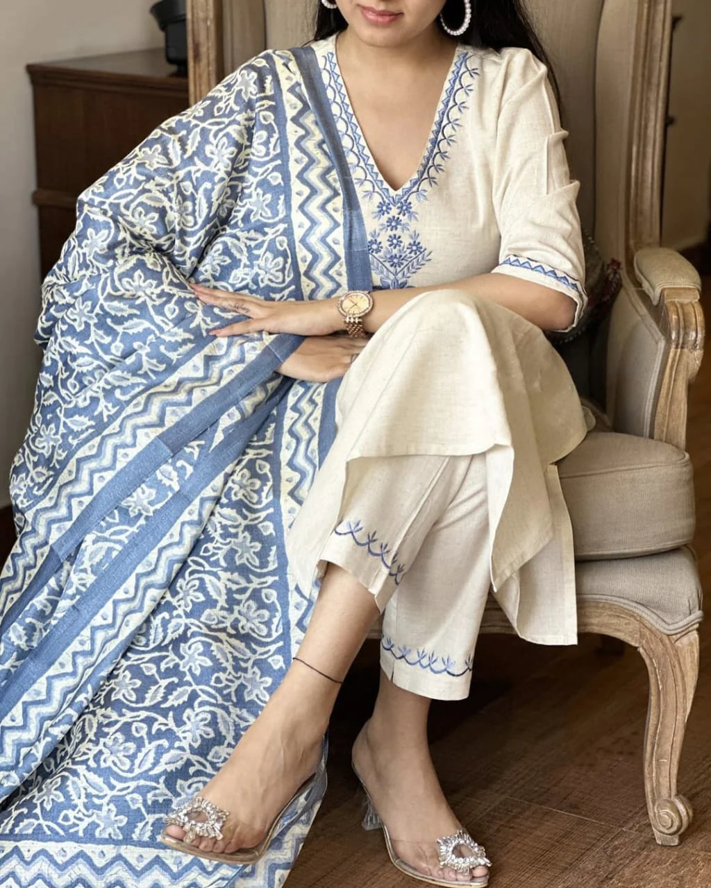 Elegant Handloom Cotton Embroidered Kurta Set with Dupatta - Image 5